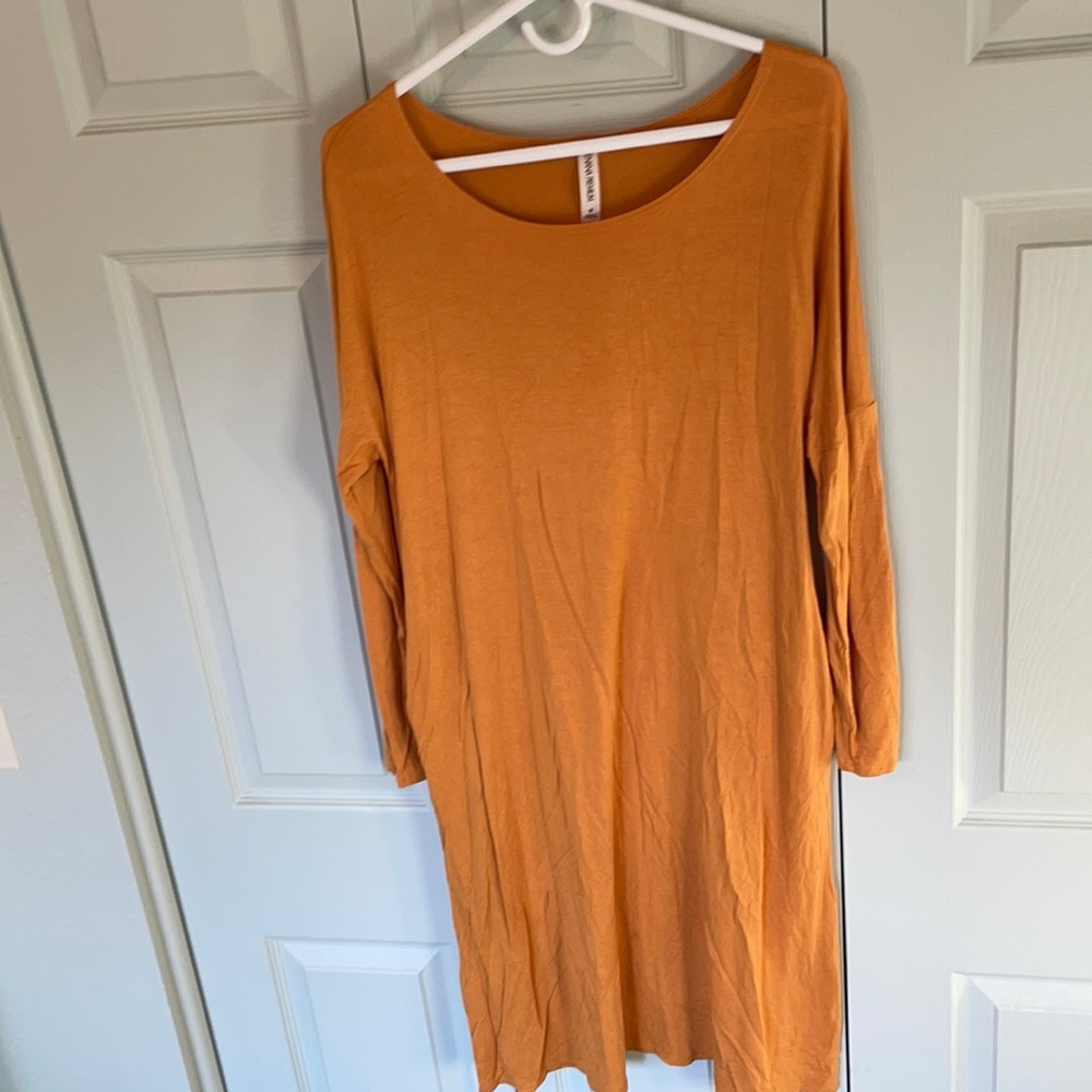 Long mustard t-shirt dress.